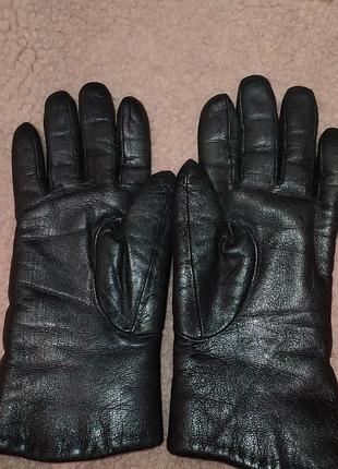 Кожаные женские перчатки