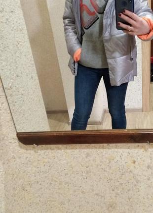 Стильная весенняя куртка р.44-46