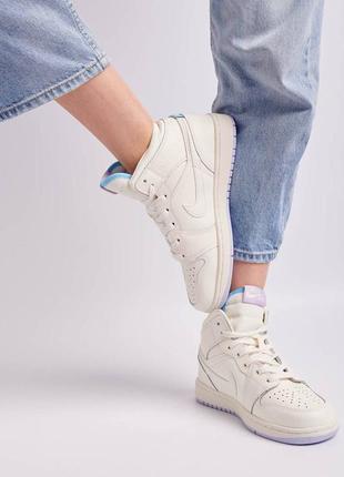 Nike jordan 1 mid milk essential новинка жіночі високі молочні бузкові кросівки найк джордан тренд весна літо осінь молочні фіолетові кросівки