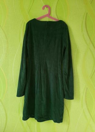 Стильное зеленое изумрудное замшевое платье коротеое с украшением молнией модное красивое2 фото