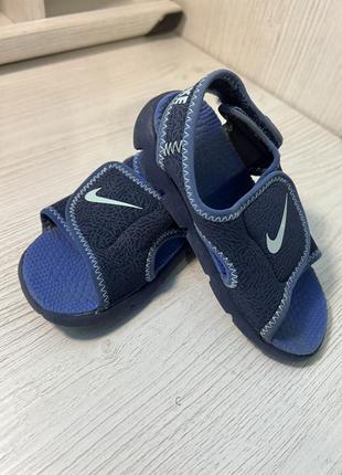 Босоножки nike