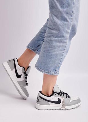 Nike jordan 1 low grey black брендовые серые трендовве кроссовки найк джордан весна лето осень жіночі сірі круті кросівки3 фото
