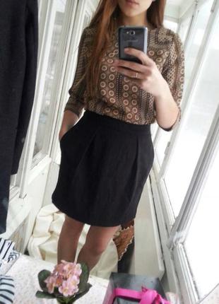 Чорна міні-спідниця на блискавці h&m xs-s