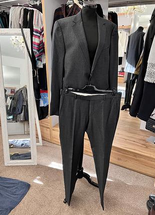 Мужской костюм zegna