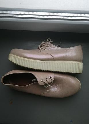 Туфлі-кросівки