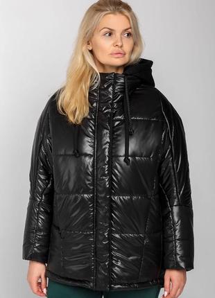 Женская зимняя куртка с капюшоном лия черная