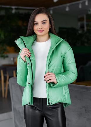 Женская куртка стеганная зеленая на весну / осень8 фото