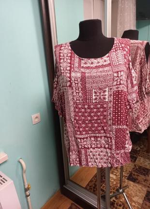 Блуза  футболка 🥰🥰🥰