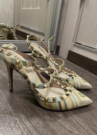 Босоножки valentino6 фото