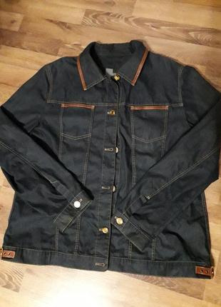 Джинсова куртка