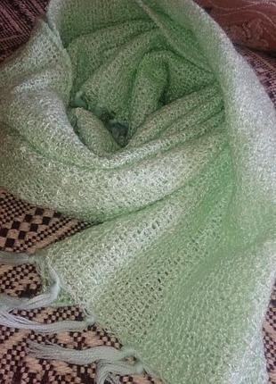 Салатовий шарф