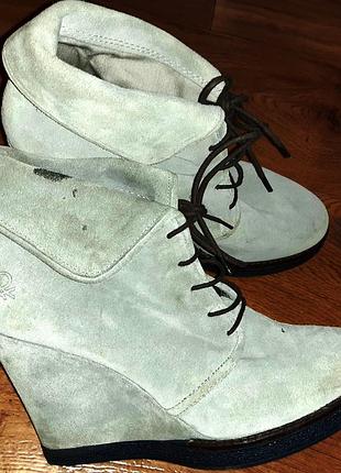 Сірі ботильйони замша р40 на зав’язку