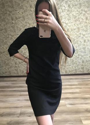 Черное платье с рукавами 2