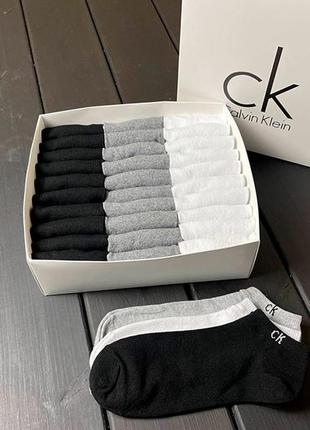 Набір чоловічих шкарпеток кельвін кляйн 30 пар - короткі calvin klein1 фото