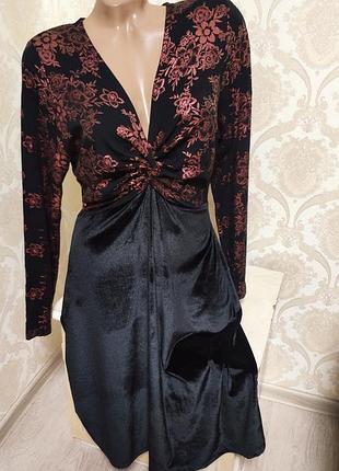 Неймовірно красиве оксамитове плаття