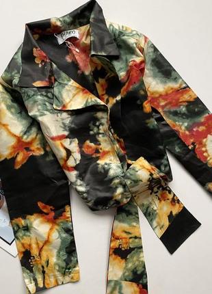 Красивая блуза топ на завязке 10-12 м-л