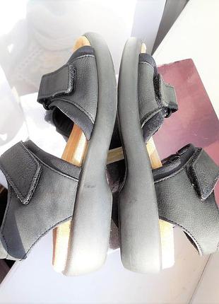Кожаные босоножки clarks сандали elefanten для девочки 34-35р. -22см.