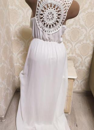 Красивое ,нарядное белоснежное платье7 фото