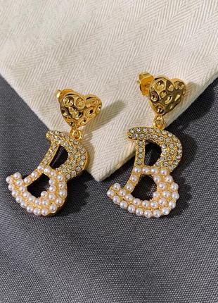 Серьги в стиле balenciaga