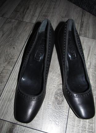 Шкіряні туфлі fashion donna р. 7 - 27см