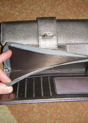 Стильный кошелек-портмоне для женщин в кошельке имеется:  3 отделения для купюр  18 отделений для кр7 фото