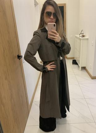 Базовый тренч серый с черным воротником