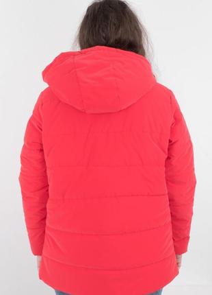 Стильная красная осенняя весенняя демисезон куртка с капюшоном большой размер батал2 фото