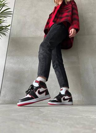 Nike jordan 1 mid black red white новинка брендовые кроссовки найк джордан черно белые на красной подошве тренд чорні червоні унісекс кросівки1 фото