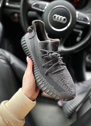 Кросівки жіночі adidas yeezy 350 адідас