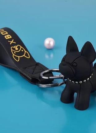 Стильный черный брелок мопс - французский бульдог