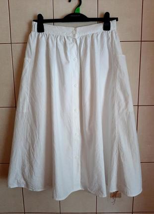 Новая белоснежная юбка на пуговичках из 100% хлопка4 фото