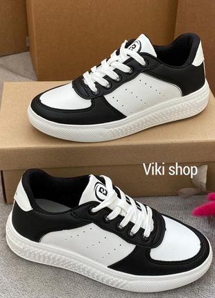 Кроссовки кеды