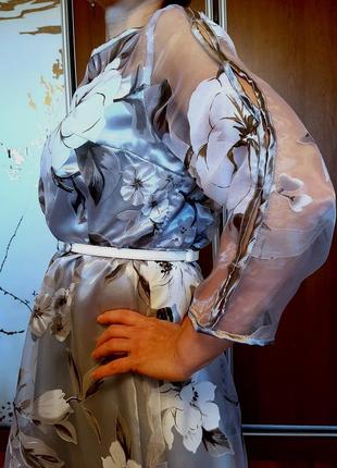 Воздушное платье из органзы с цветочным принтом8 фото