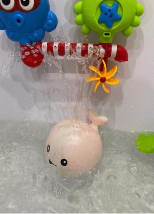 Игрушка для ванной,  дельфин с подсветкой,игрушка с фонтаном2 фото