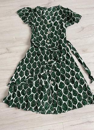 Натуральное платье из вискозы , зеленые листья s - xs