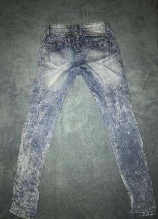 Рвані джинси в латку2 фото