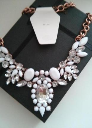 Колье ожерелье