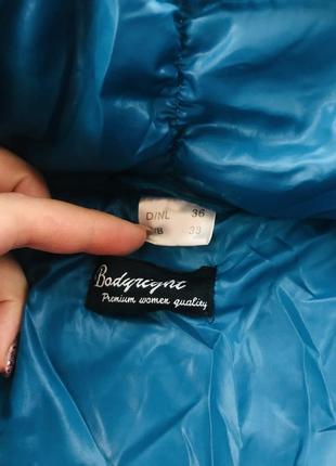 Крута яскрава брендовий жіночна куртка кольору морської хвилі 🌊6 фото
