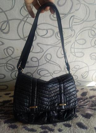 Актуальна стьобаний сумка кроссбоди через плече new look