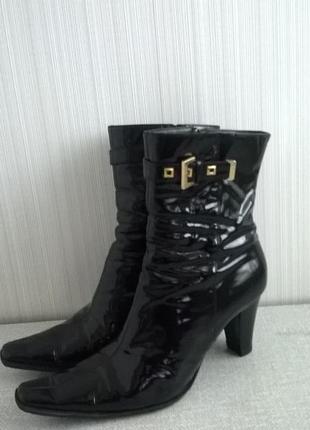 Итальянские демисезонные кожаные ботинки сasadei