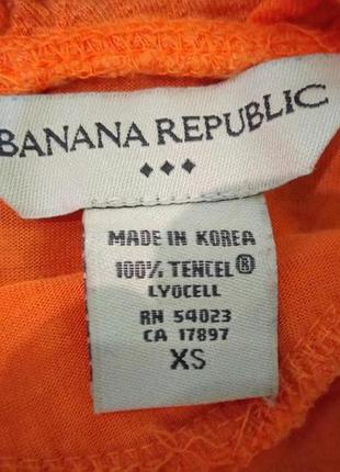 Топ на тонких бретелях з рваними оборками banana republic. розмір xs.2 фото