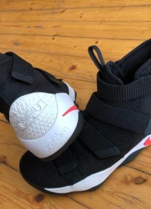 Кроссовки nike lebron soldier 11 оригинал 44-45 размер3 фото