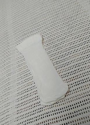 Білі капронові шкарпетки