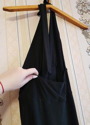 Стильное лёгкое эластичное платье, чёрное платье миди с разрезом, сукня через шею7 фото