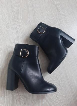Чоботи демі asos