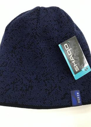 Серая и синяя удлинённая шапка на флисе2 фото