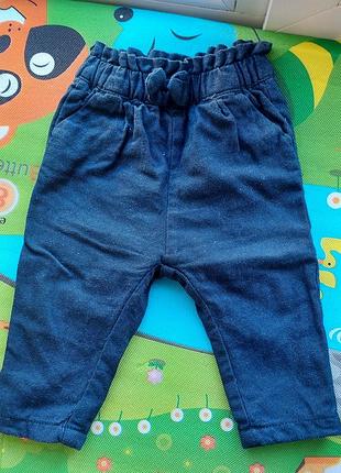 Штани на дівчинку