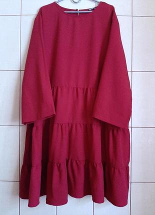 Легкое ярусное платье оверсайз цвета марсала в стиле бохо1 фото