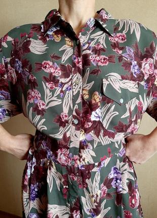 Легке натуральне сукня-сорочка з принтом з квітів из100% віскози9 фото