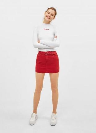 Класна червона джинсова міні-спідниця (кежуал), bershka1 фото
